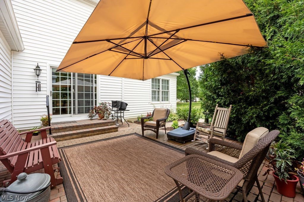 38 Oakwood Drive Westfield Center OH 44251