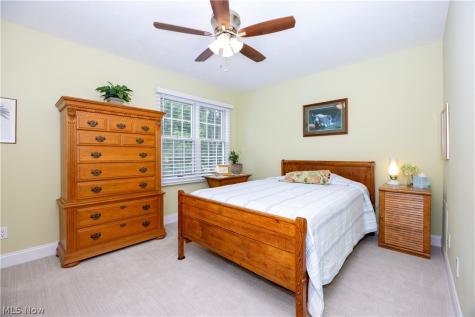 38 Oakwood Drive Westfield Center OH 44251