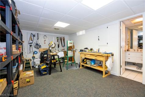 38 Oakwood Drive Westfield Center OH 44251