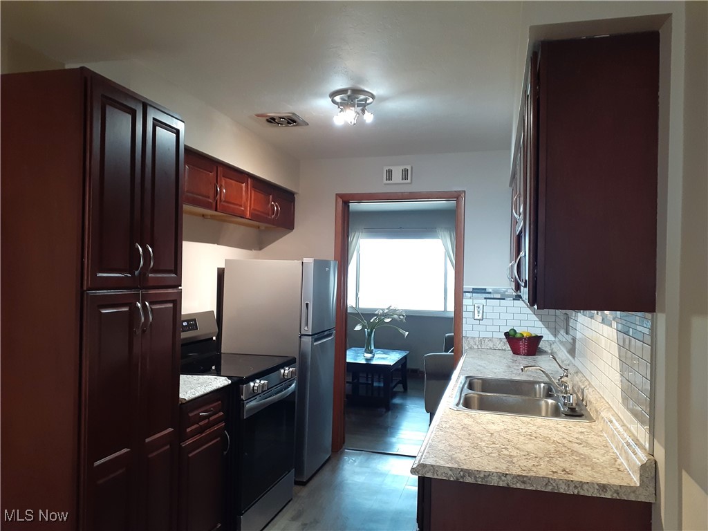 25305 Country Club Boulevard North Olmsted OH 44070