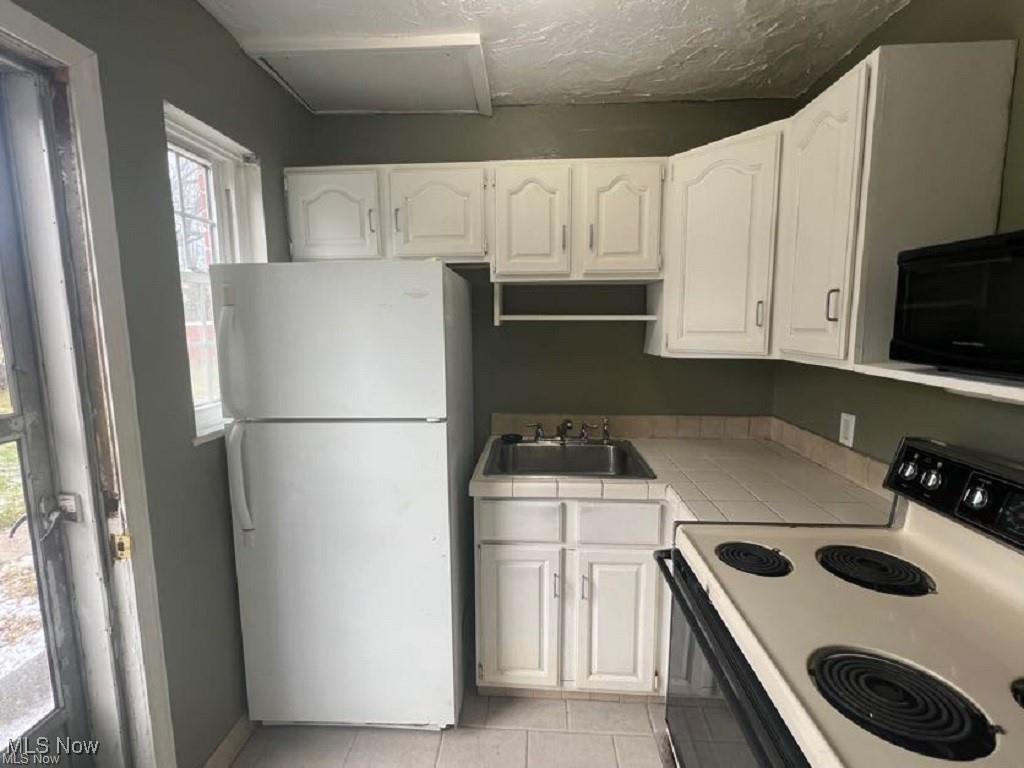 421 Kenwood Drive Euclid OH 44123