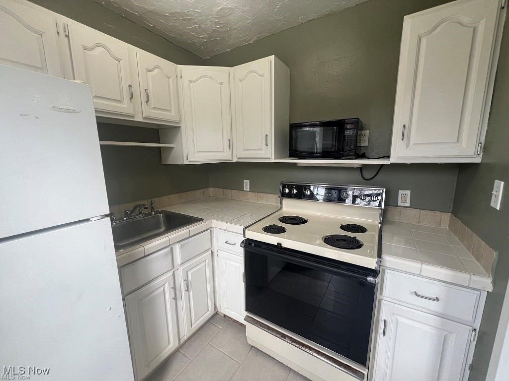 421 Kenwood Drive Euclid OH 44123