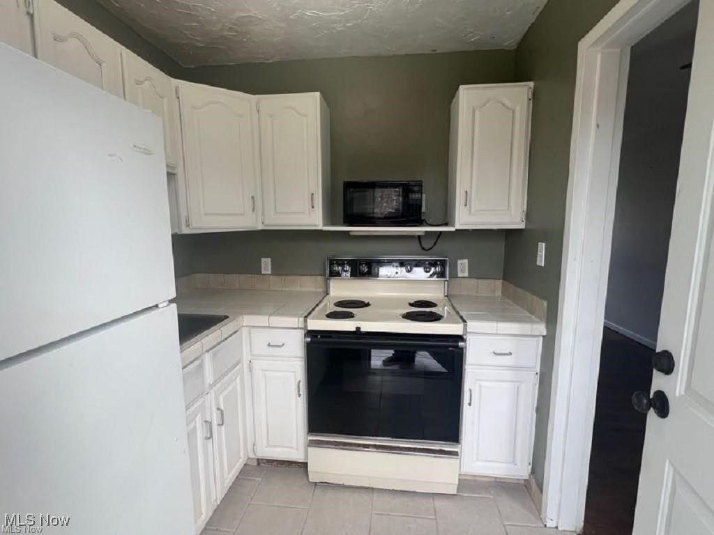 421 Kenwood Drive Euclid OH 44123