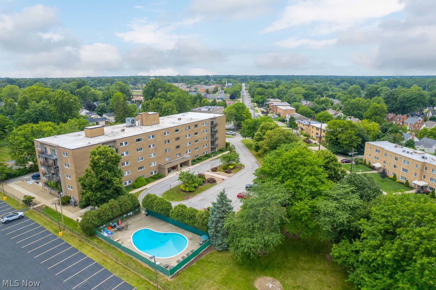20333 Detroit Road Rocky River OH 44116