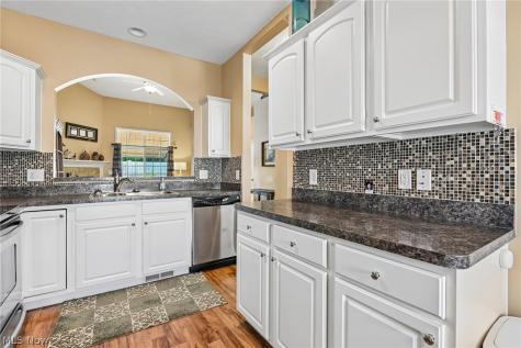 1399 E Cross Creek Drive Willoughby OH 44094