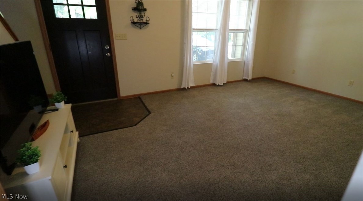 2325 Lakeside Drive Lakemore OH 44250