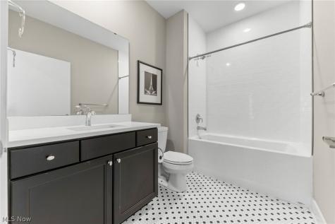 1250 W 70th Street Cleveland OH 44102