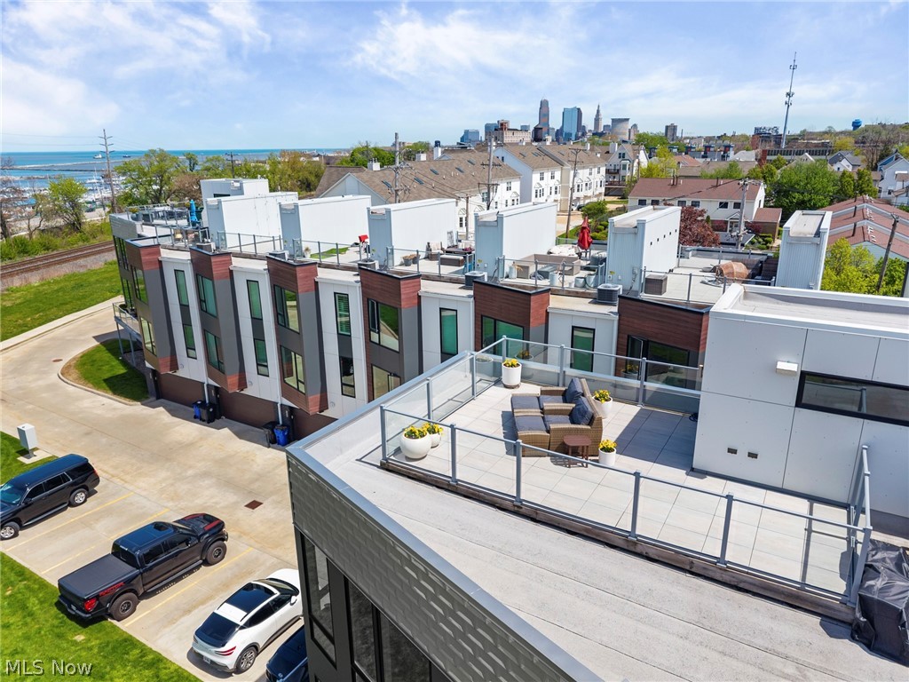 1250 W 70th Street Cleveland OH 44102