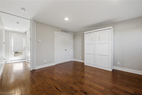 1250 W 70th Street Cleveland OH 44102