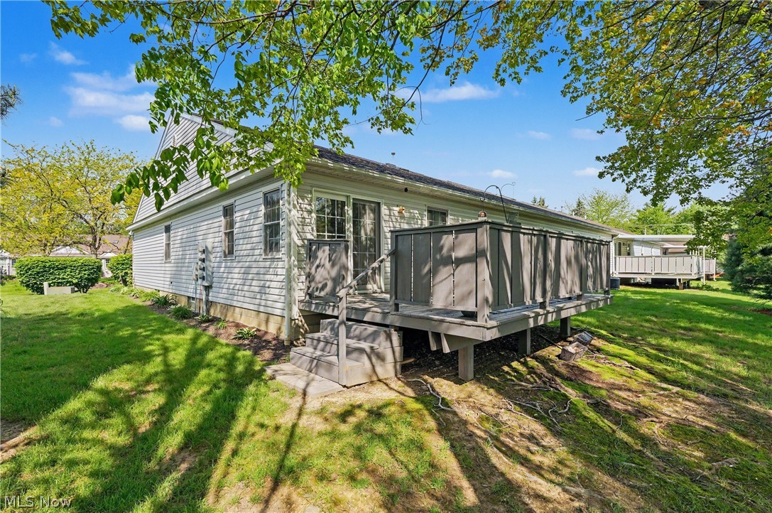 17 Harneds Landing Cortland OH 44410