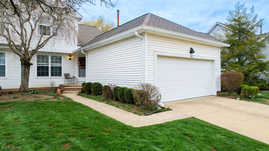 390 Blair Circle Aurora OH 44202