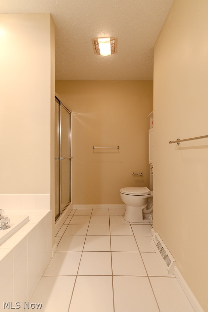 390 Blair Circle Aurora OH 44202