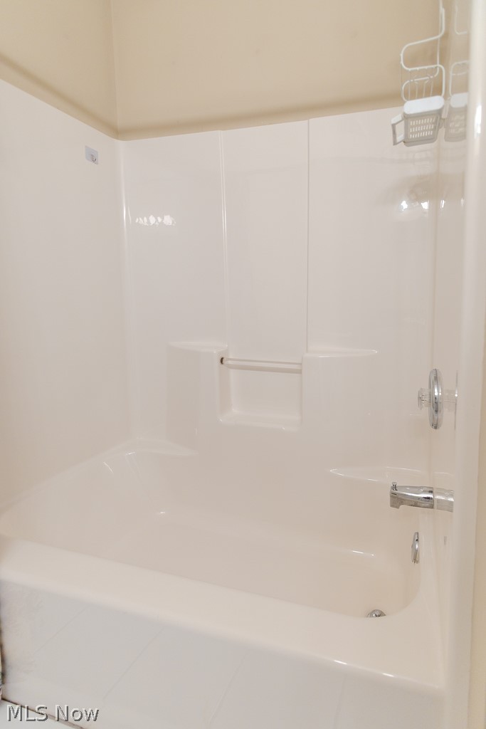 390 Blair Circle Aurora OH 44202