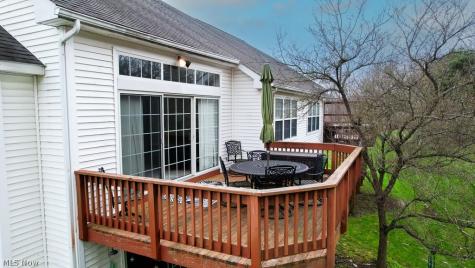 390 Blair Circle Aurora OH 44202