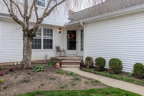 390 Blair Circle Aurora OH 44202