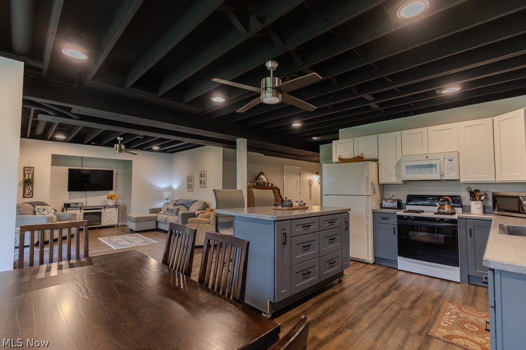 390 Blair Circle Aurora OH 44202