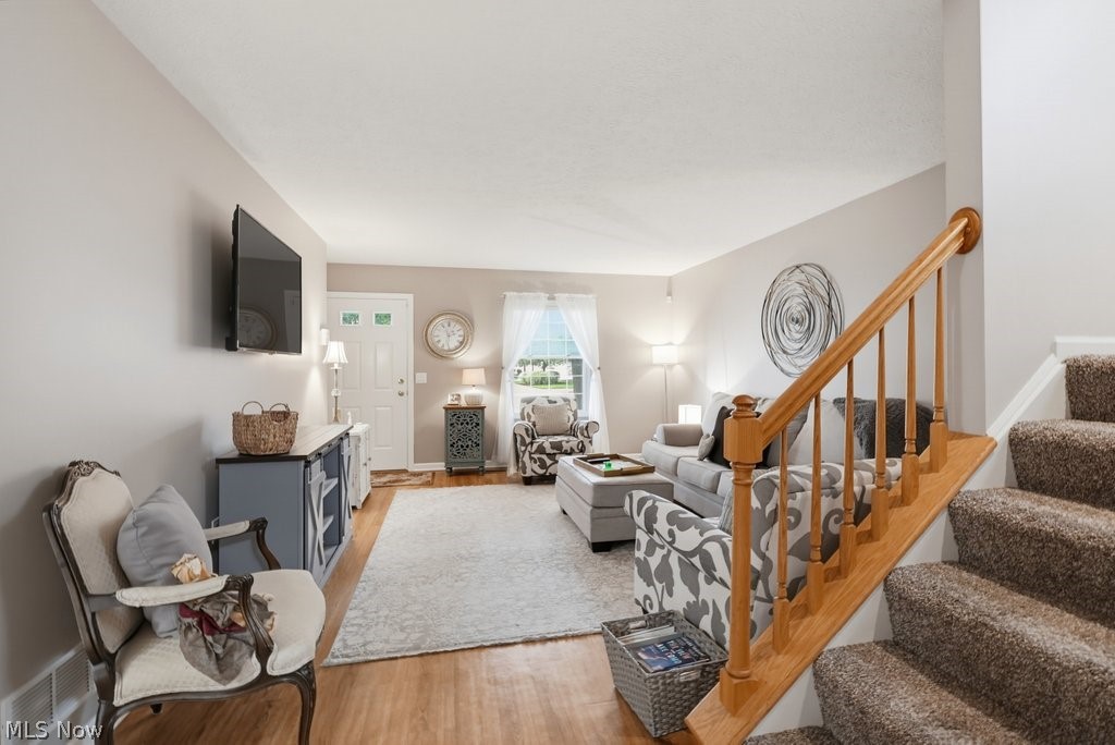 131 Marwyck Place Lane Northfield Center OH 44067