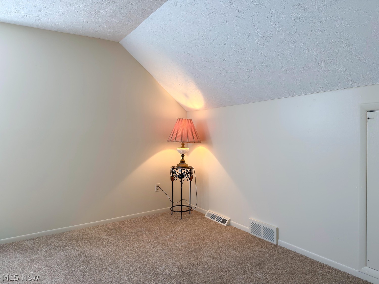 17645 Northampton Court Chagrin Falls OH 44023