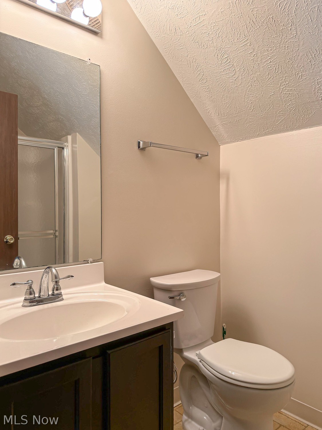 17645 Northampton Court Chagrin Falls OH 44023