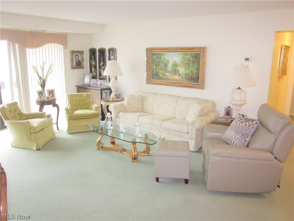 22555 Center Ridge Road Rocky River OH 44116
