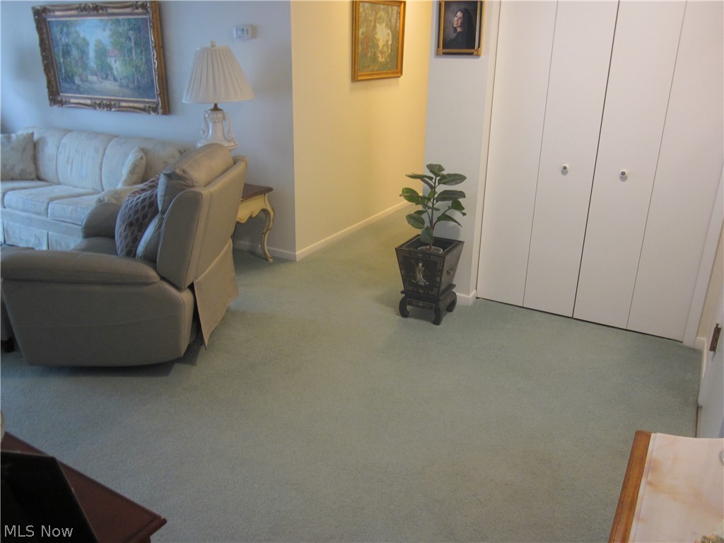 22555 Center Ridge Road Rocky River OH 44116