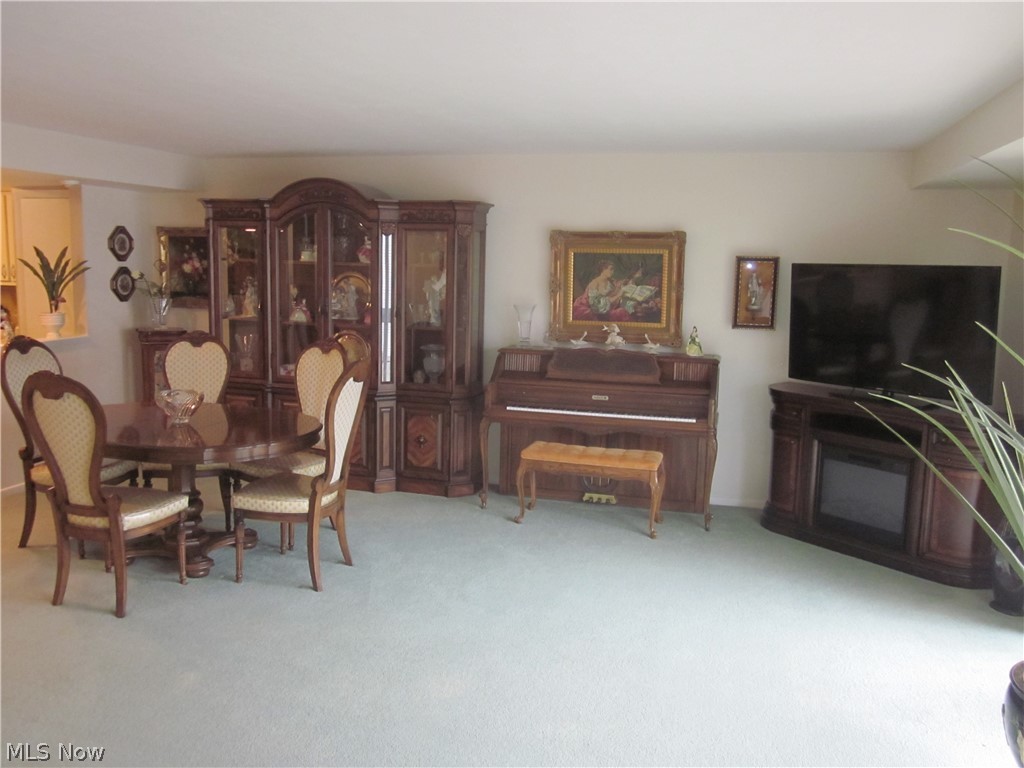 22555 Center Ridge Road Rocky River OH 44116
