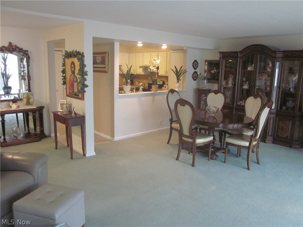 22555 Center Ridge Road Rocky River OH 44116