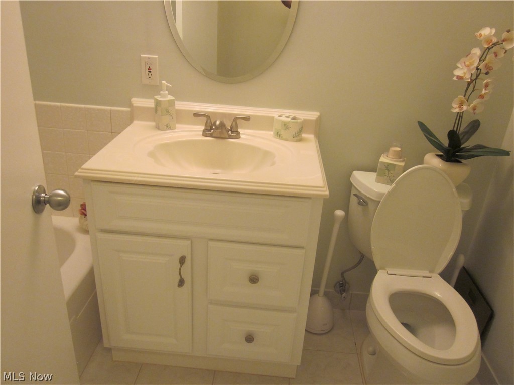 22555 Center Ridge Road Rocky River OH 44116