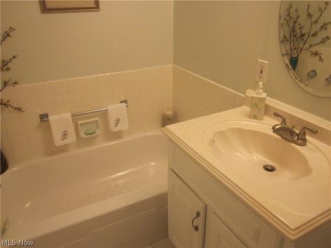 22555 Center Ridge Road Rocky River OH 44116