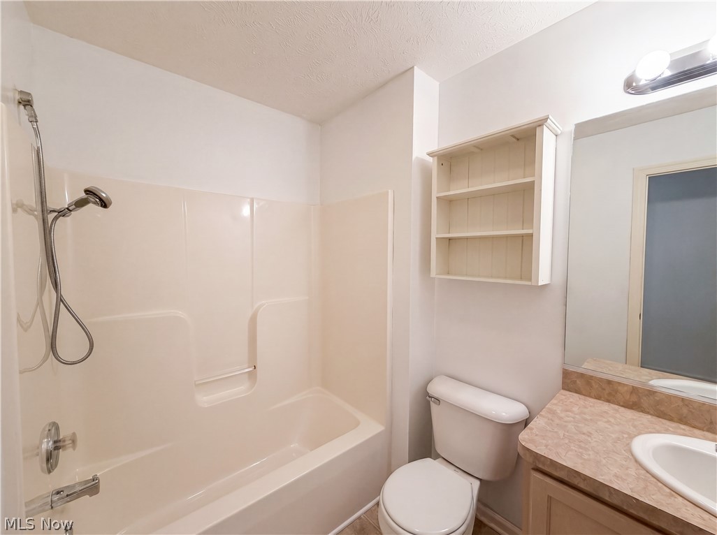 8757 Roberts Court Olmsted Falls OH 44138