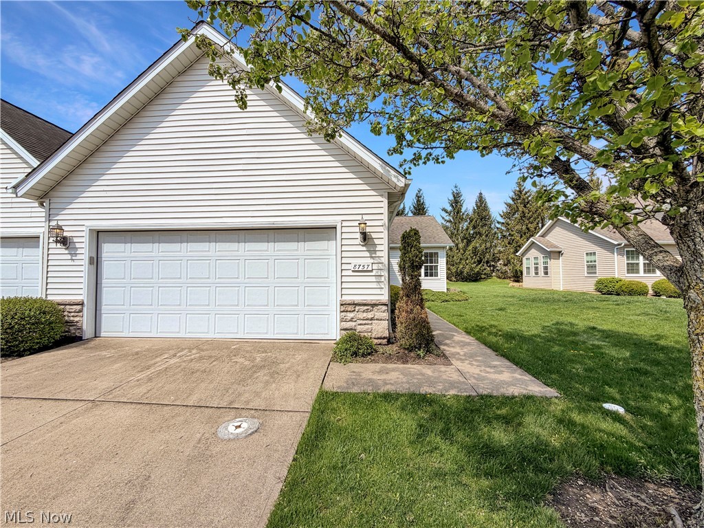 8757 Roberts Court Olmsted Falls OH 44138