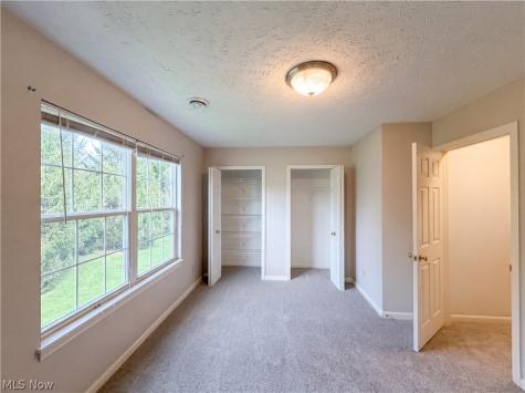 8757 Roberts Court Olmsted Falls OH 44138