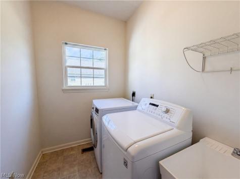 8757 Roberts Court Olmsted Falls OH 44138