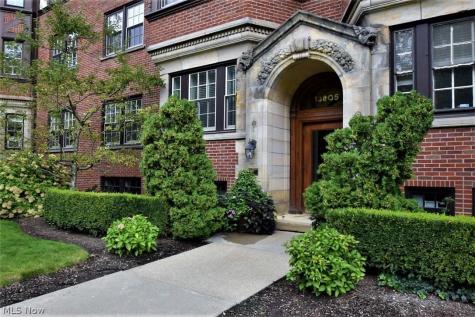 13805 Shaker Boulevard Cleveland OH 44120