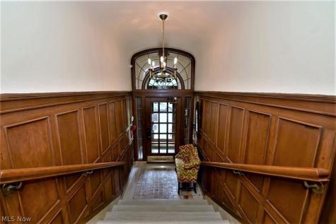 13805 Shaker Boulevard Cleveland OH 44120