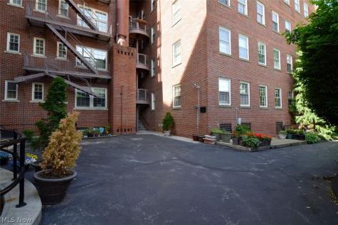 13805 Shaker Boulevard Cleveland OH 44120