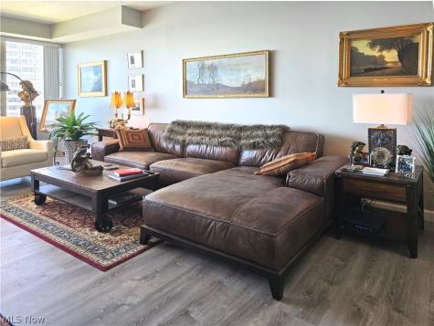 12900 Lake Avenue Lakewood OH 44107