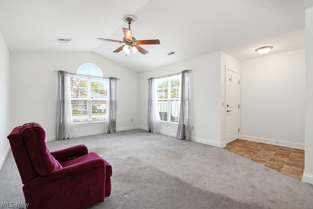 162 Woodbury Glen Street SE Hartville OH 44632
