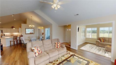 1934 Woods Drive Streetsboro OH 44241