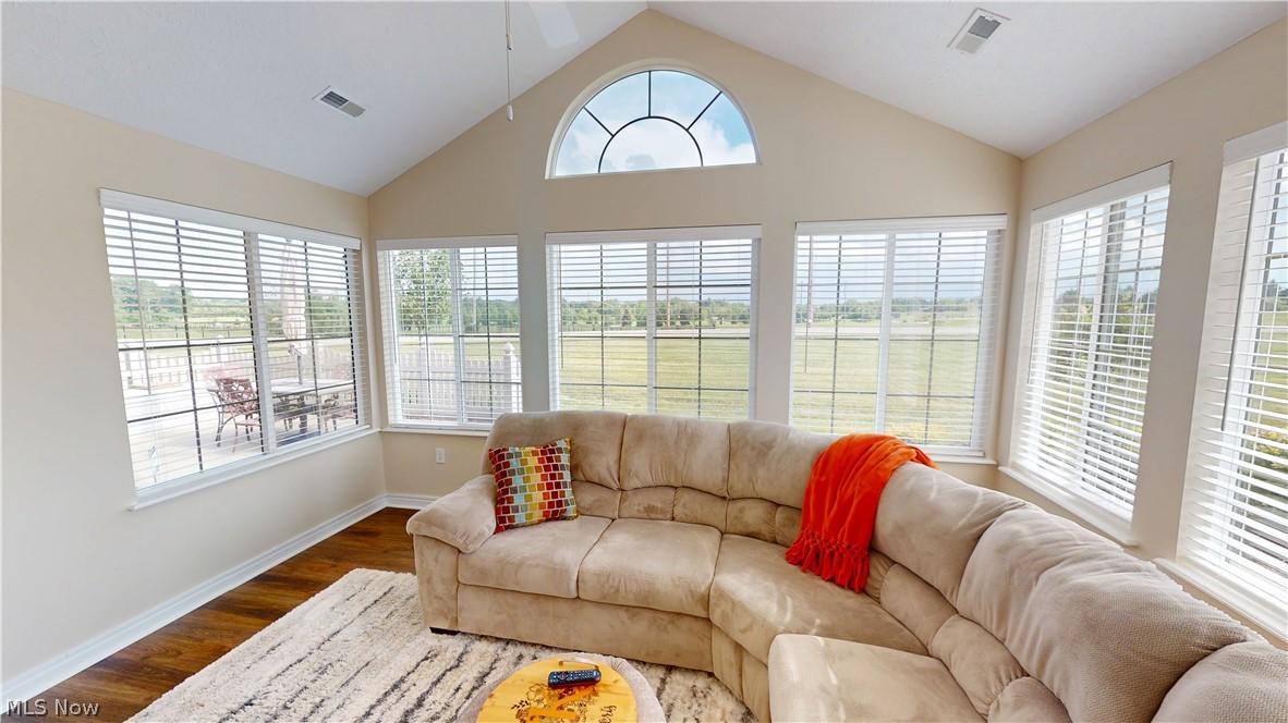 1934 Woods Drive Streetsboro OH 44241