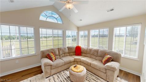 1934 Woods Drive Streetsboro OH 44241