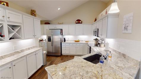 1934 Woods Drive Streetsboro OH 44241