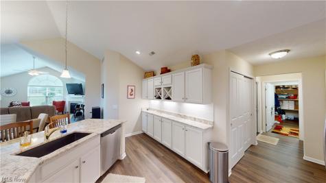 1934 Woods Drive Streetsboro OH 44241