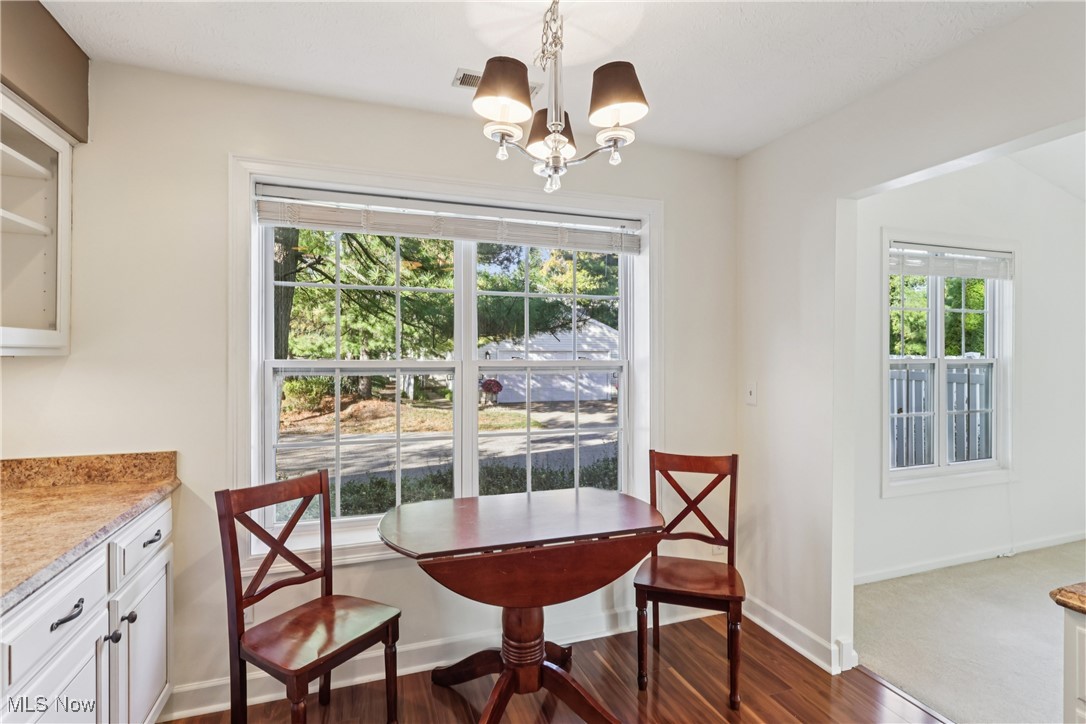 889 Lynnhaven Lane Akron OH 44313