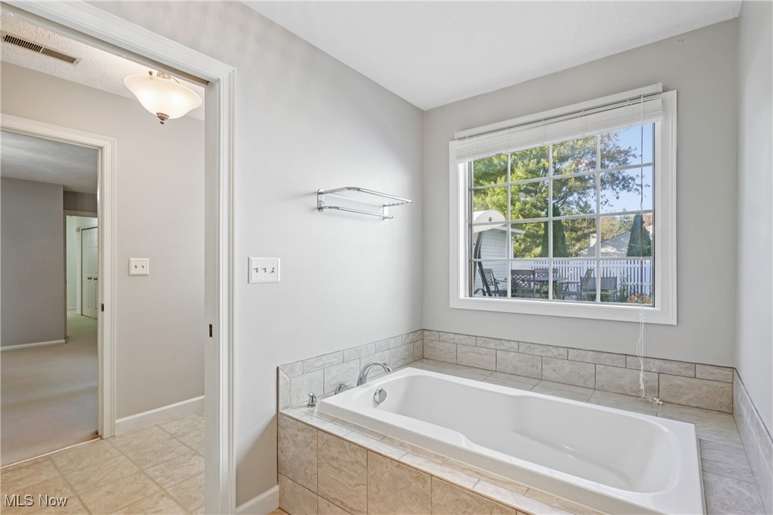 889 Lynnhaven Lane Akron OH 44313