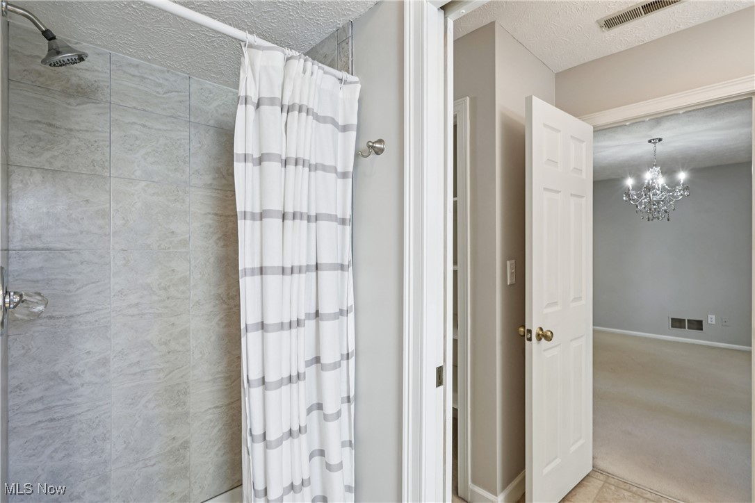 889 Lynnhaven Lane Akron OH 44313