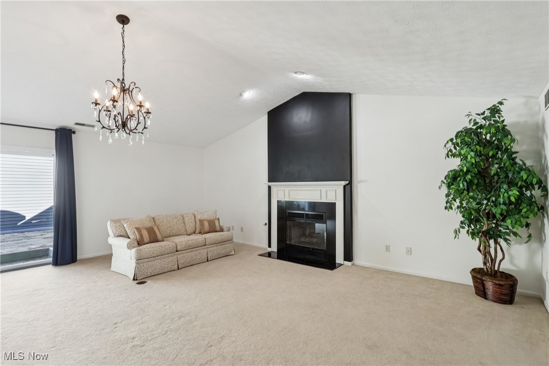 889 Lynnhaven Lane Akron OH 44313