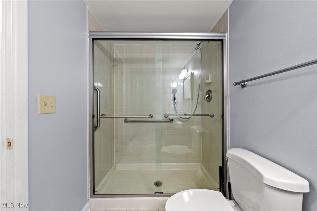 160 Fox Hollow Drive Mayfield Heights OH 44124