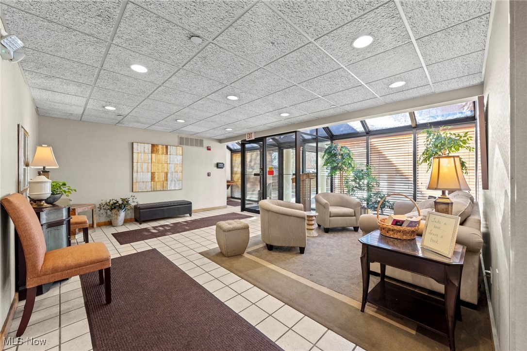 160 Fox Hollow Drive Mayfield Heights OH 44124