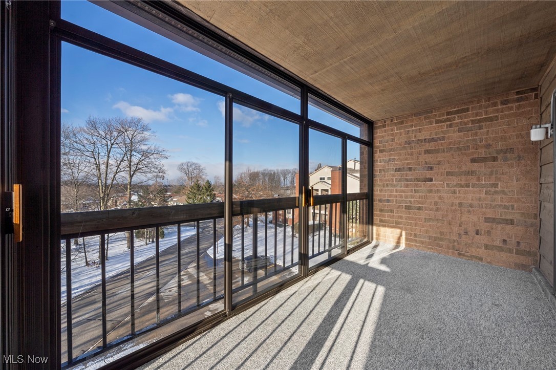 160 Fox Hollow Drive Mayfield Heights OH 44124